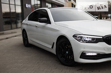 BMW 5 Series  2017