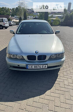 BMW 5 Series  2001