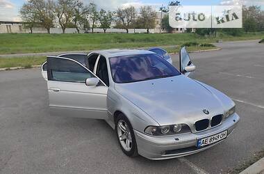 BMW 5 Series  2002