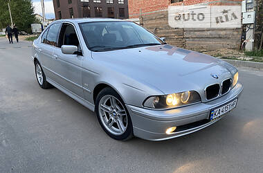 BMW 5 Series  2002