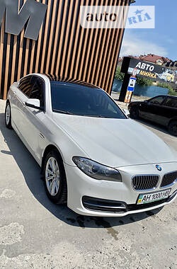BMW 5 Series Luxury 2014