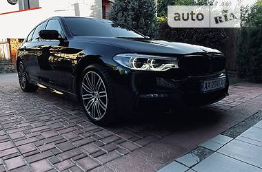 BMW 5 Series  2019