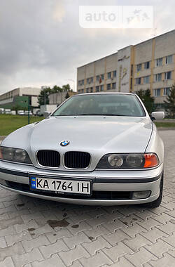 BMW 5 Series  2000