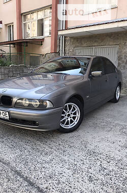 BMW 5 Series  2003