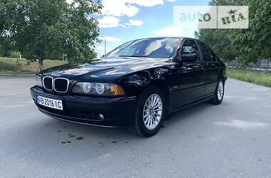 BMW 5 Series  2001