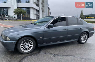 BMW 5 Series 2001
