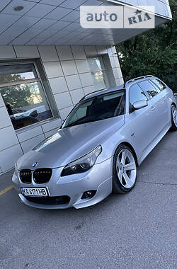 BMW 5 Series  2004