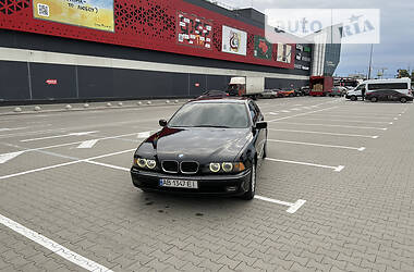 BMW 5 Series  2000