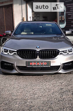 BMW 5 Series  2019