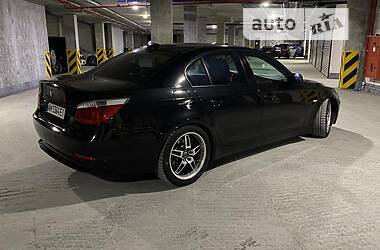 BMW 5 Series  2005