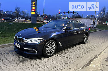 BMW 5 Series  2017