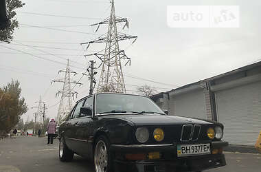 BMW 5 Series  1985