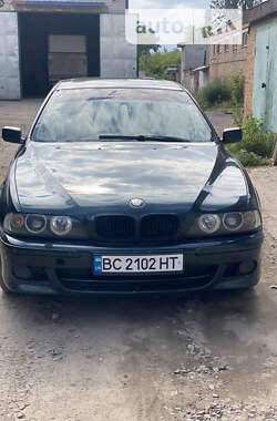 BMW 5 Series  2000