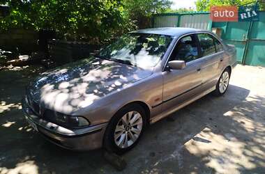 BMW 5 Series 2000