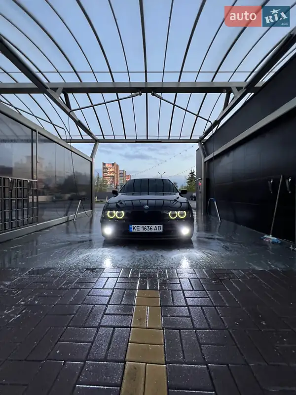 BMW 5 Series 2001