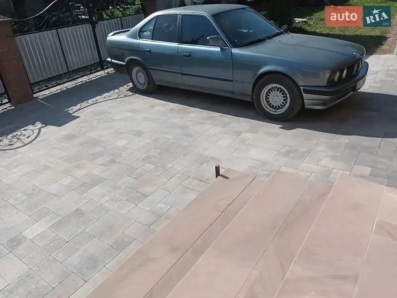 BMW 5 Series 1988