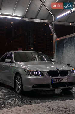 BMW 5 Series  2004