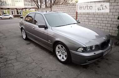 BMW 5 Series  2001