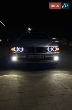 BMW 5 Series  2002