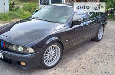 BMW 5 Series  2002