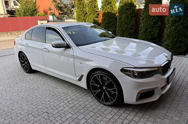 BMW 5 Series  2020