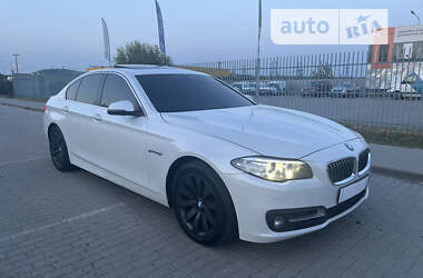 BMW 5 Series 2016