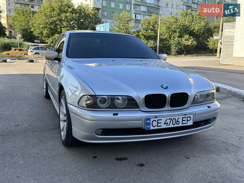 BMW 5 серия 2000 року в Чернівцях