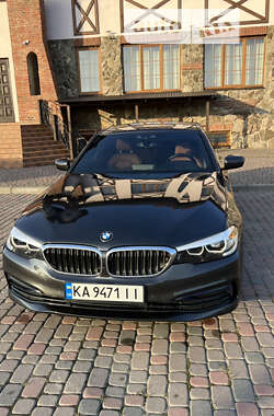 BMW 5 Series  2019