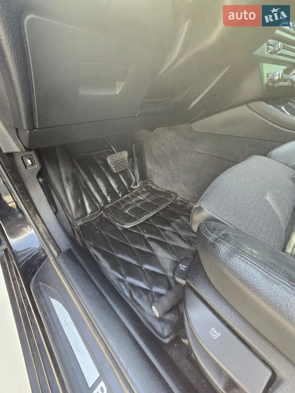 2012 BMW 5er - мініатюра 5