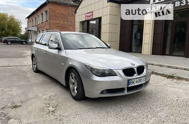 BMW 5 Series  2004