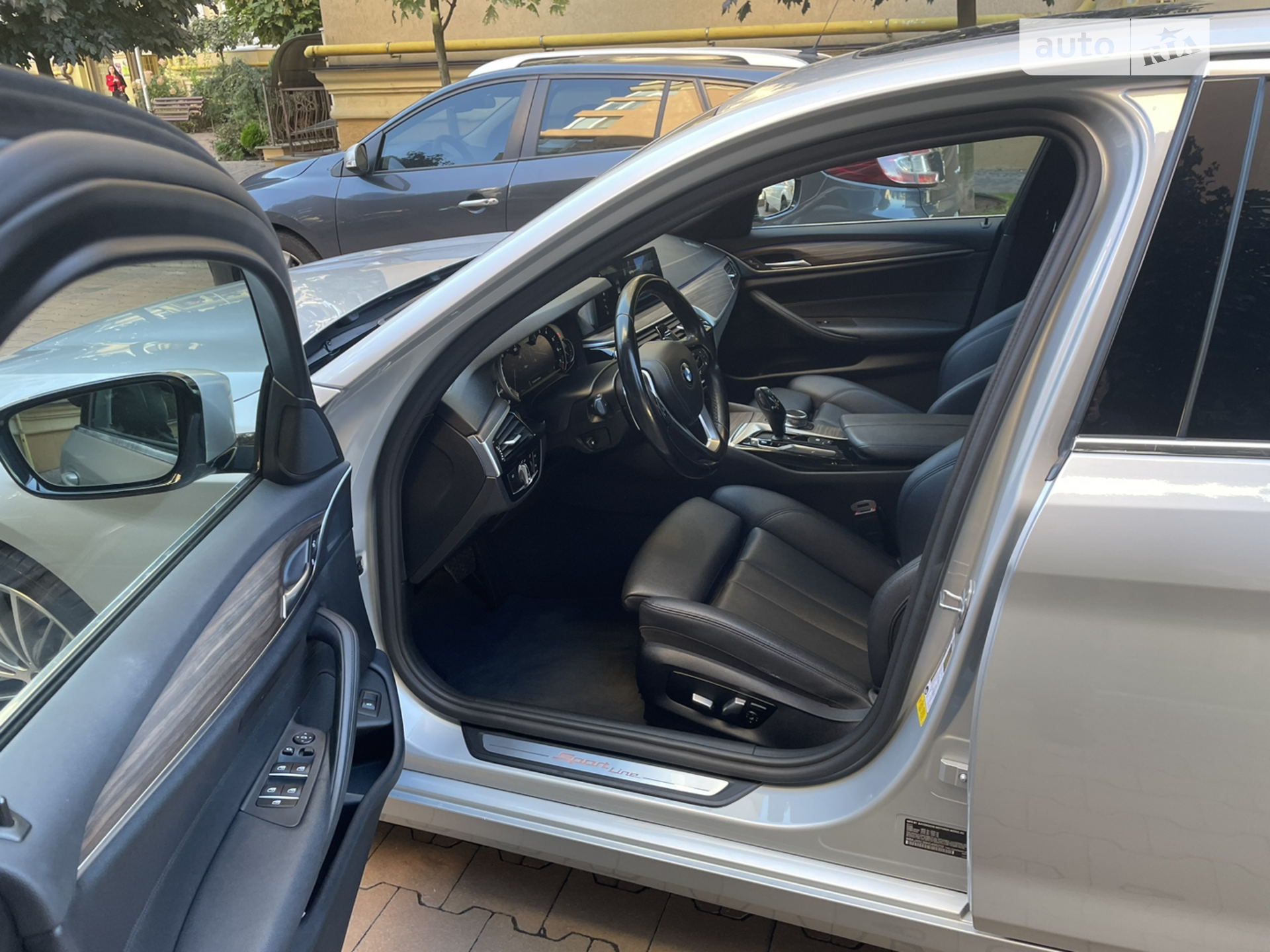 BMW 5 Series 2017 VIN WBAJA5C30HG456259 фото оголошення 8 з 16