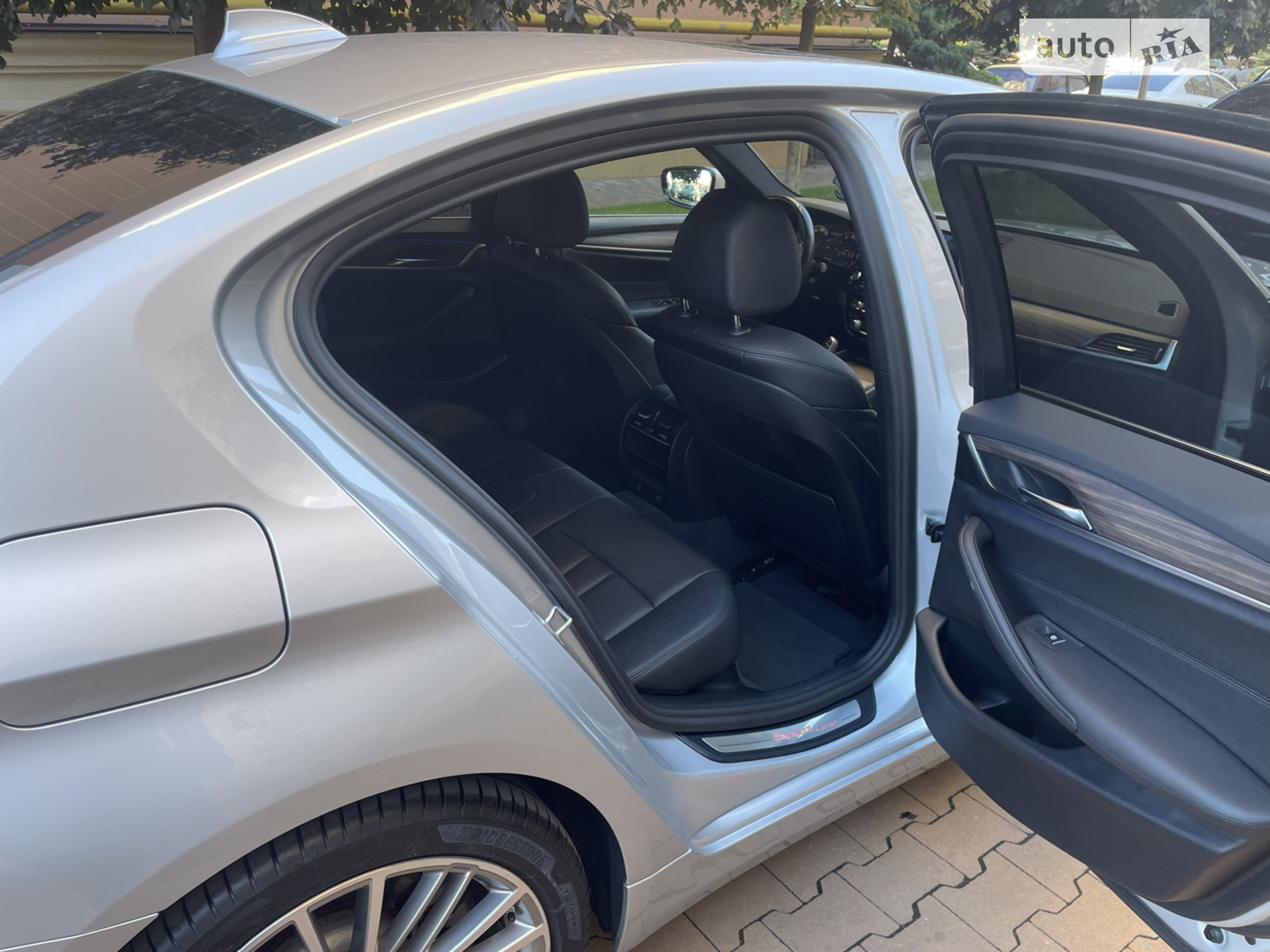 BMW 5 Series 2017 VIN WBAJA5C30HG456259 фото оголошення 11 з 16