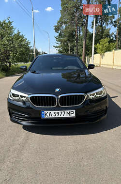 BMW 5 Series  2019