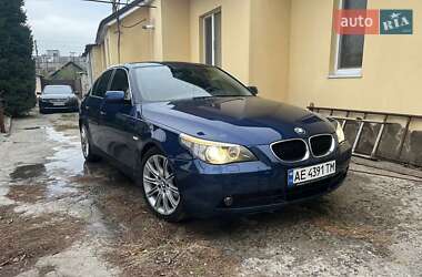 BMW 5 Series  2004