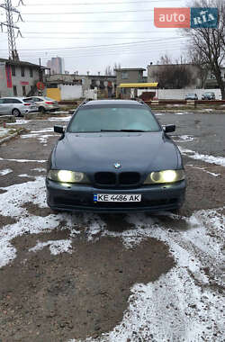 BMW 5 Series  2001