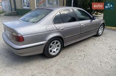 BMW 5 Series 2000