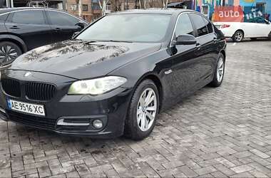 BMW 5 Series  2016