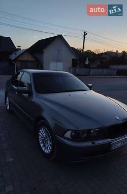 BMW 5 Series  2002