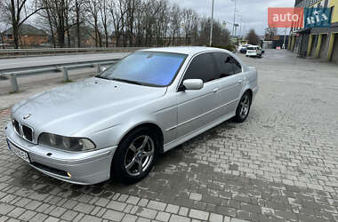 BMW 5 Series  2001