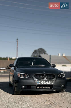 BMW 5 Series  2004