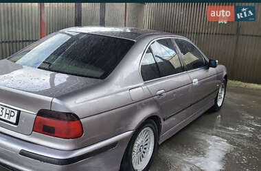 BMW 5 Series  1998