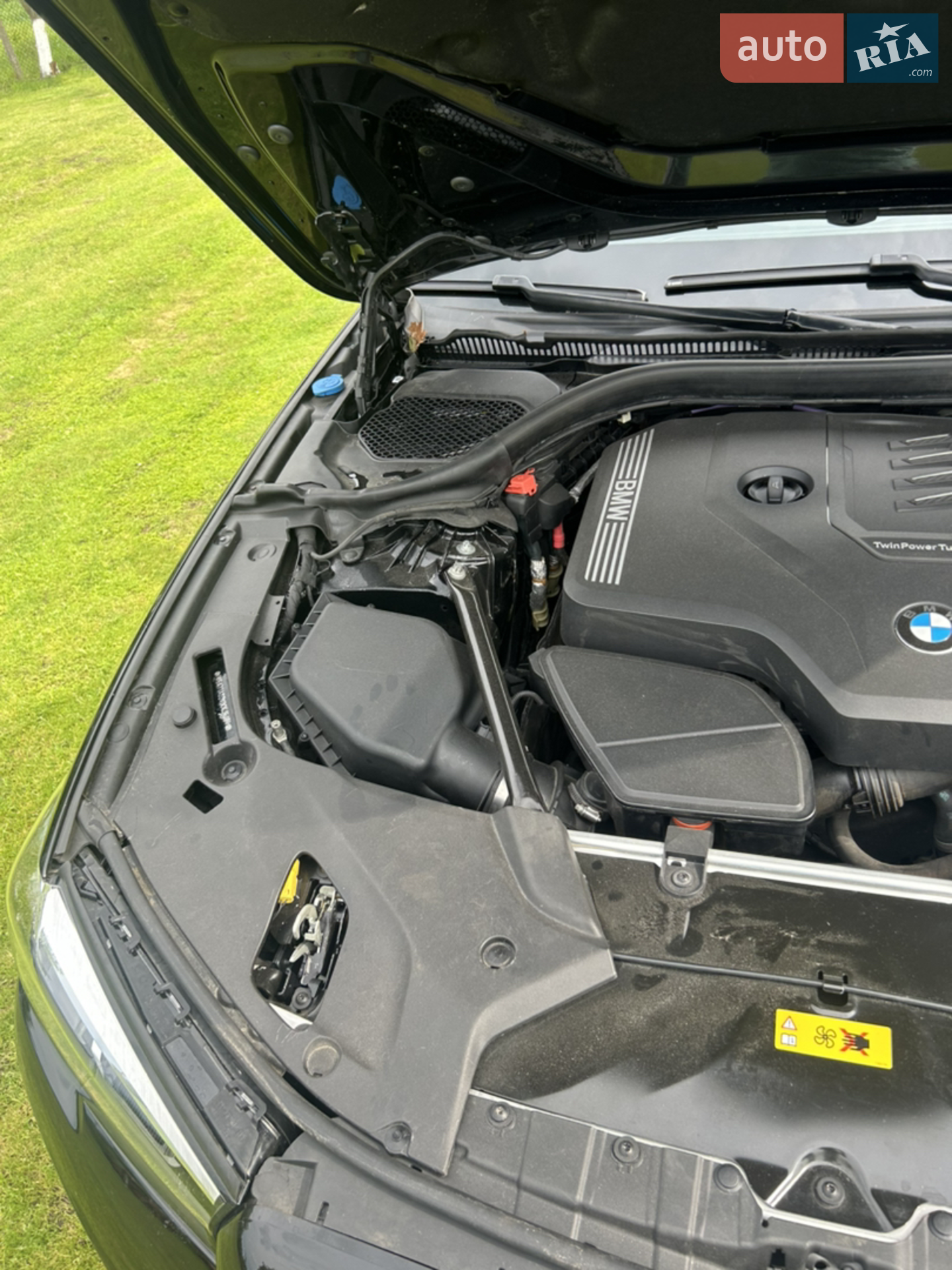 BMW 5 Series 2022 VIN WBA71AG0X0CK35184 фото оголошення 17 з 35