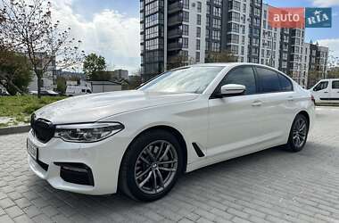 BMW 5 Series  2019