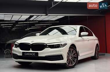 BMW 5 Series  2018