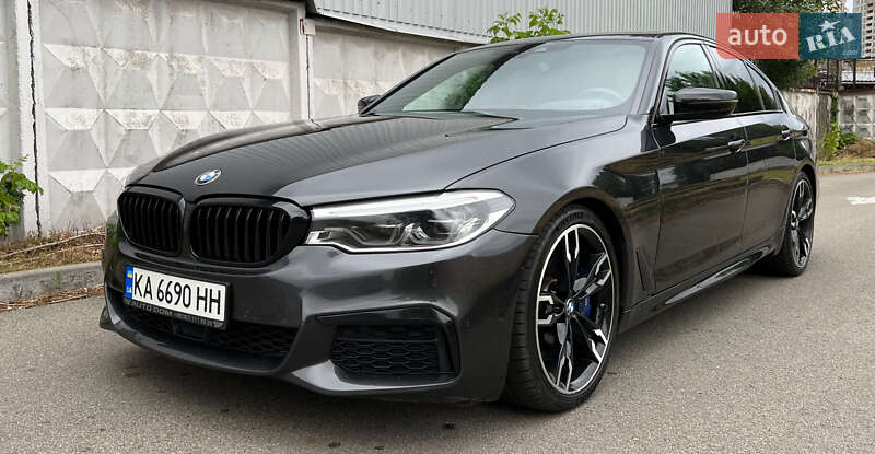 Седан BMW 5 Series