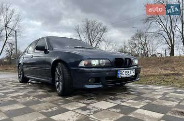 BMW 5 Series  2002