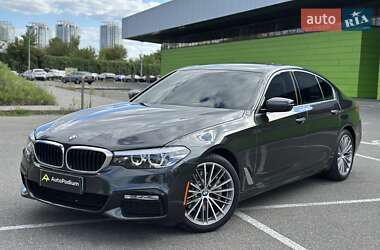 BMW 5 Series  2017