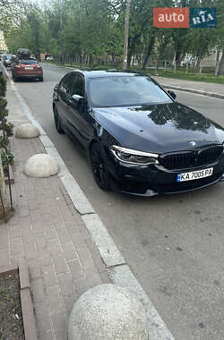 BMW 5 Series  2018