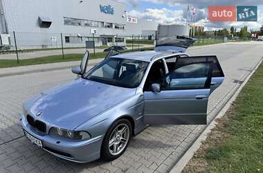 BMW 5 Series  2002