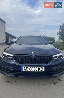 BMW 5 Series  2018